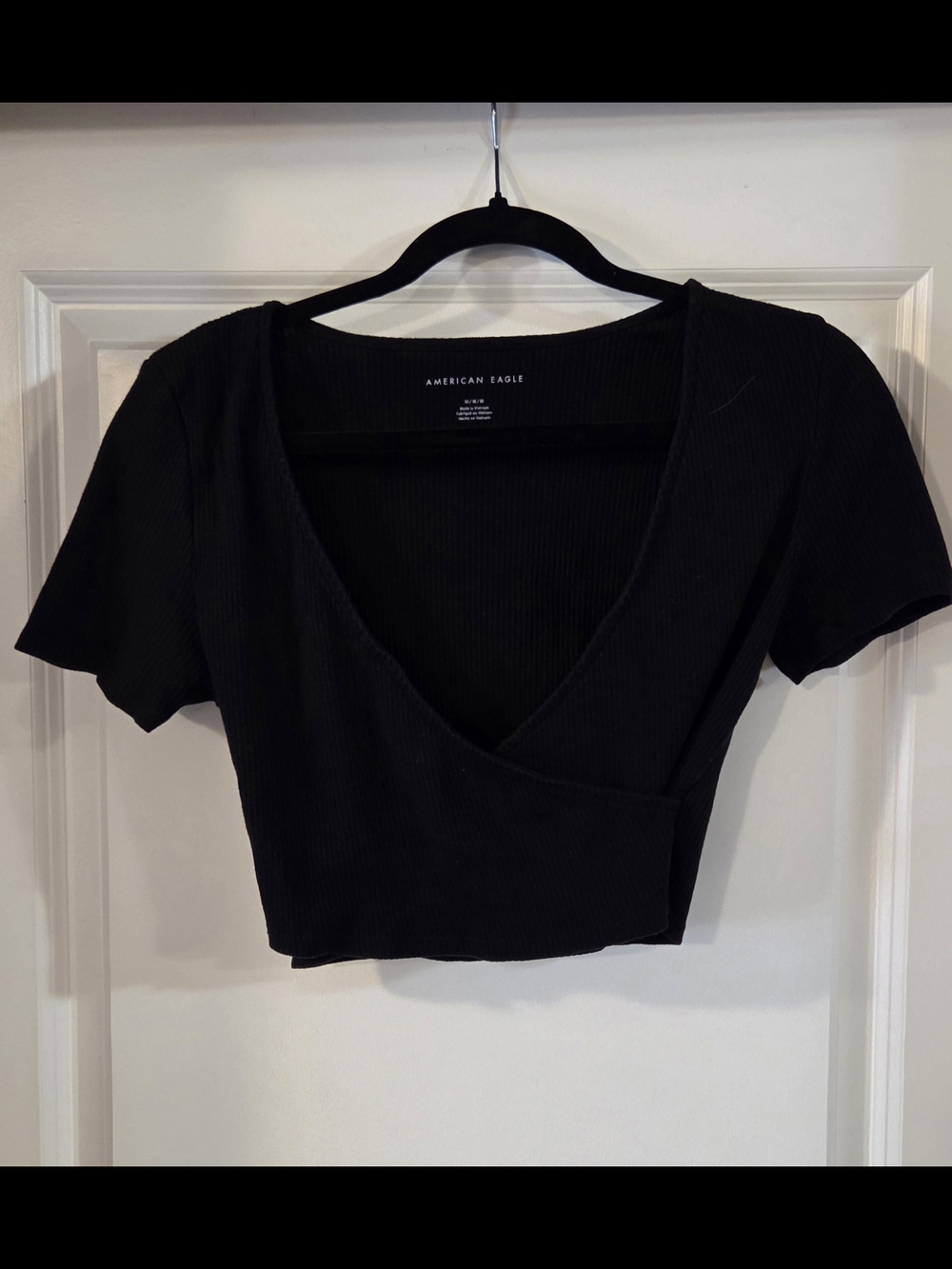 American Eagle Black Ribbed Cropped V-Neck Top & Cardigan